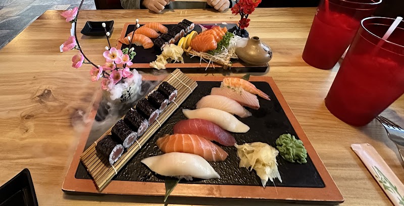 W & Z Asian Bistro & Sushi Bar photo 2