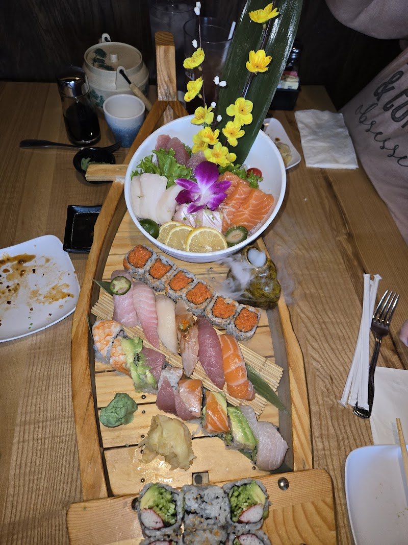 W & Z Asian Bistro & Sushi Bar photo 4