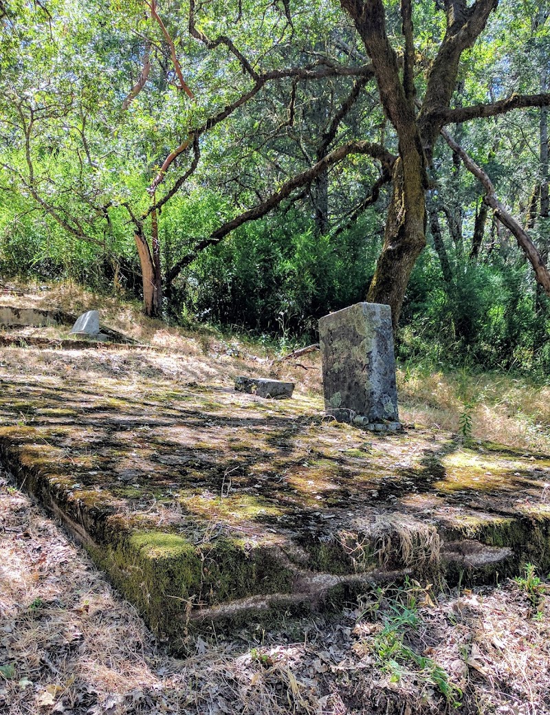 Pioneer Cemetery photo 3