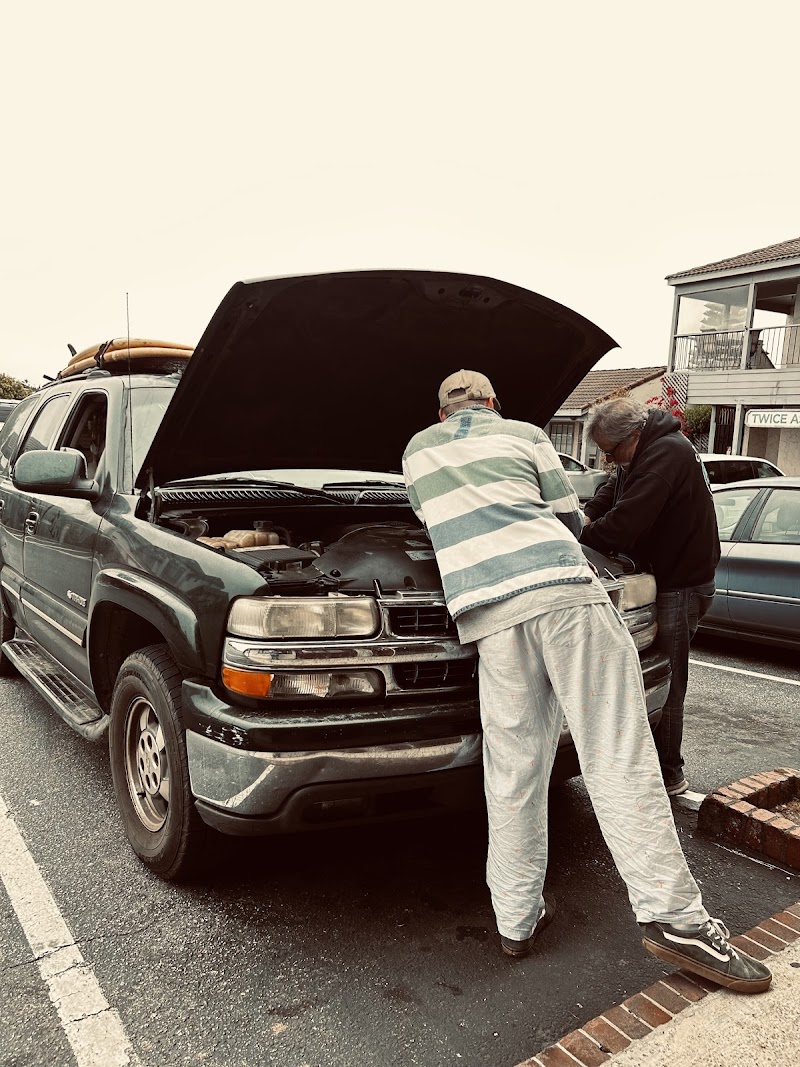 Young's Auto Parts photo 2