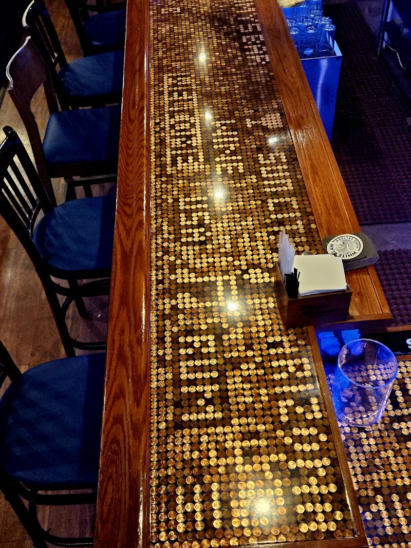J&T's Copper Penny Tavern photo 5