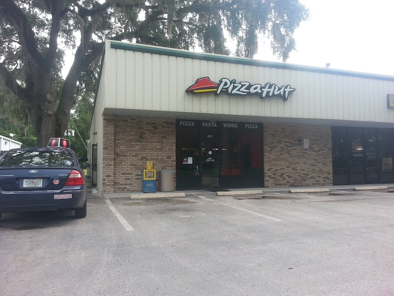 Pizza Hut photo 4