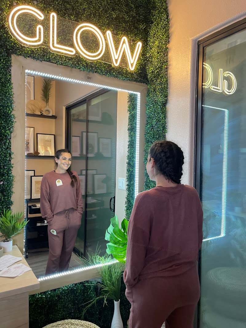 Photo of Golden Glow Tanning Co.