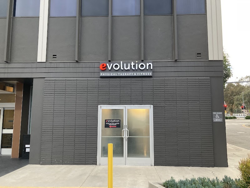Evolution Physical Therapy and Fitness - Brentwood photo 5