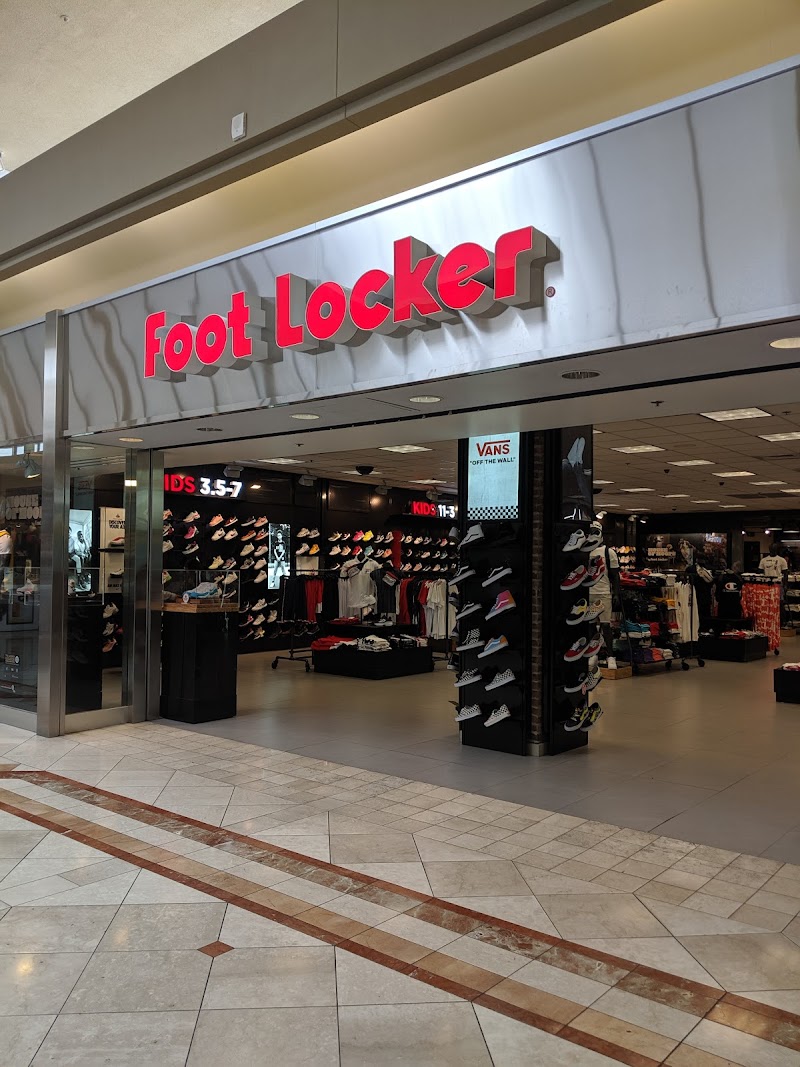 Foot Locker photo 4