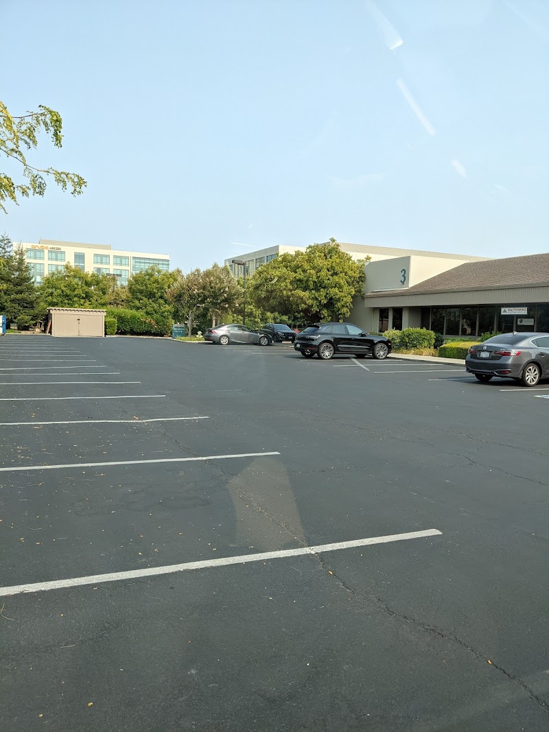 Garrett Business Center photo 4