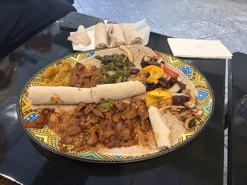 Bole Bole Ethiopian Kitchen & Bar photo 4