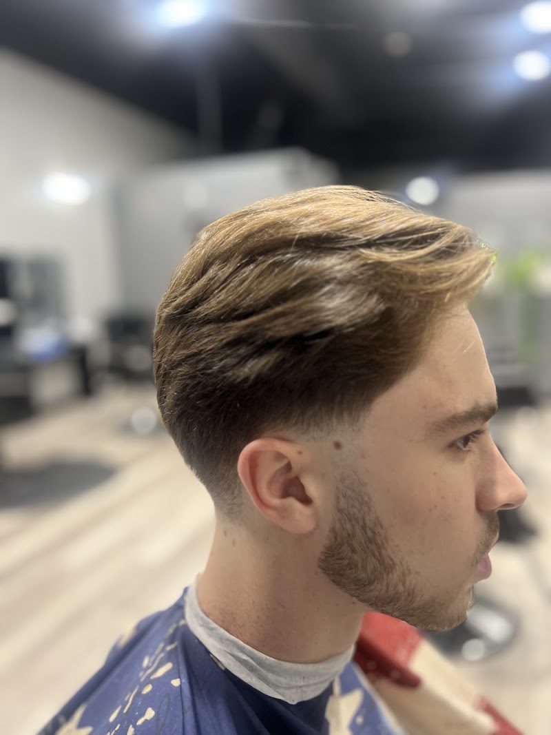 Sr 54 Cuts BarberShop photo 5