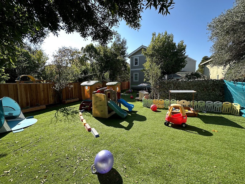Alameda Montessori Children's House ( Mandarin Bilingual Preschool ) photo 4