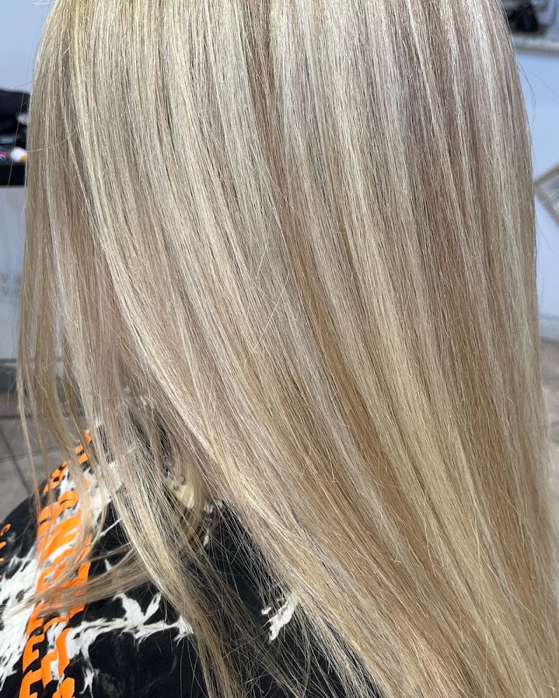 Chrissy Marie Salon photo 3