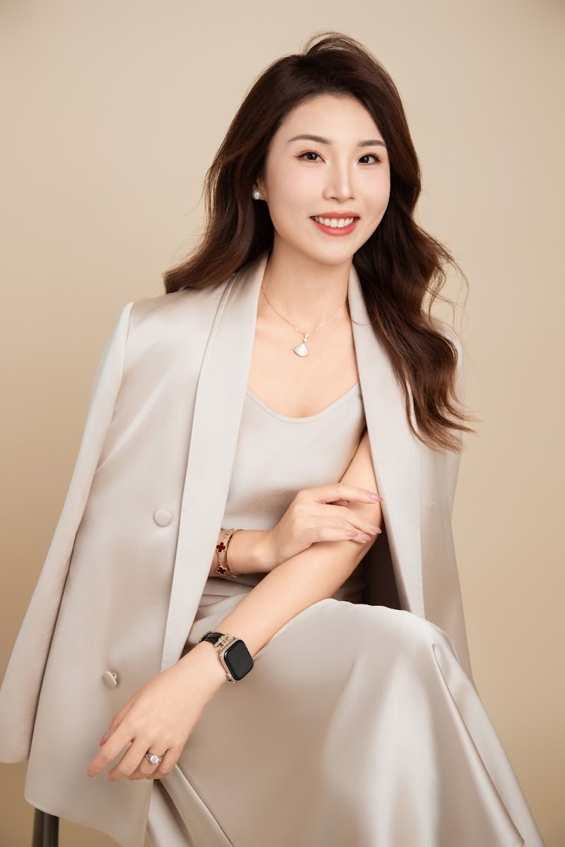 Photo of Keller Williams Luxury, Marie Wang, Real Estate Agent