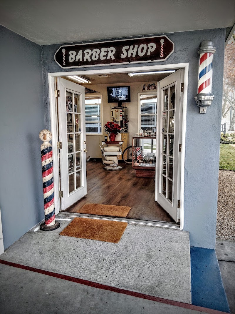Steve's First Street Barbershop photo 4