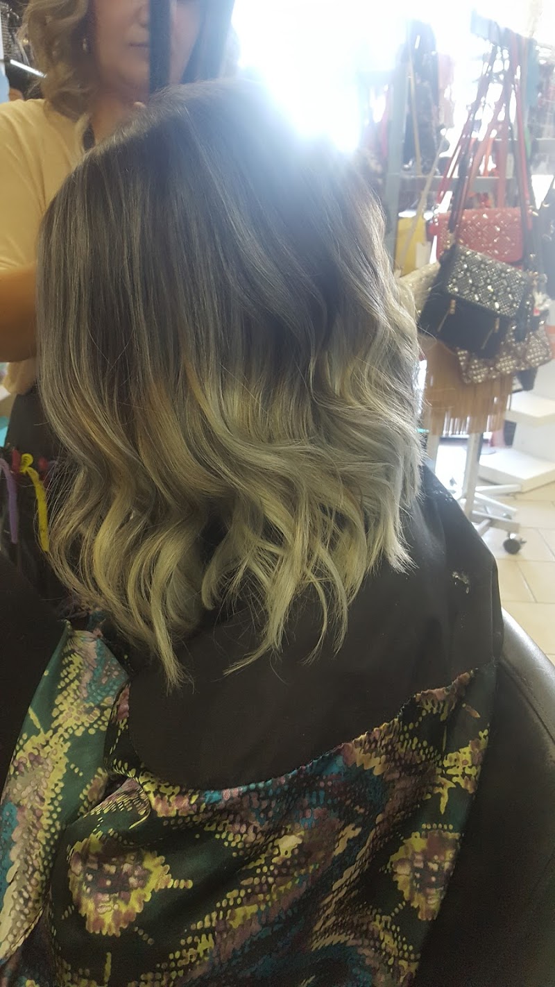 Oakley Super Beauty Supply & Salon photo 4