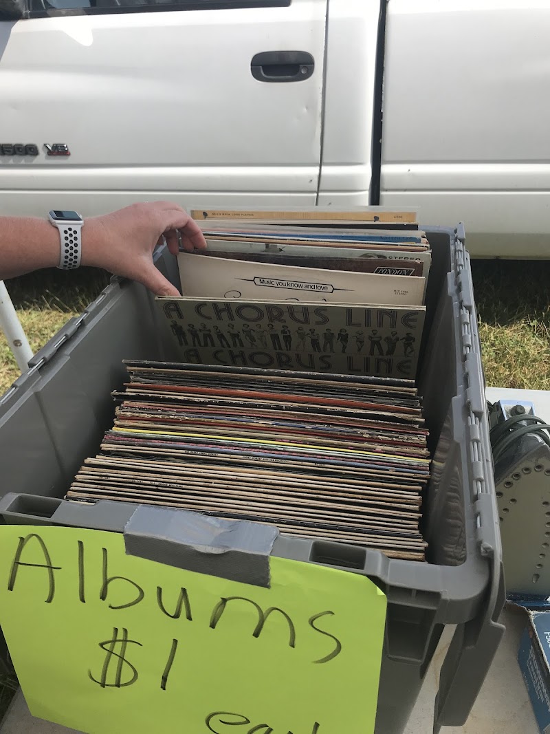 Pulaski County Flea Market photo 4