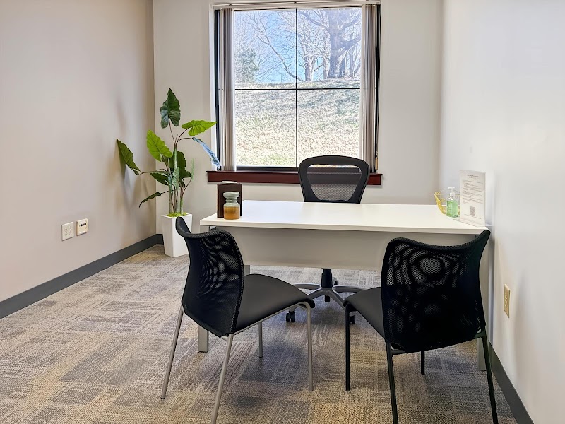 Regus - Brentwood Center (Office Suites Plus) photo 2