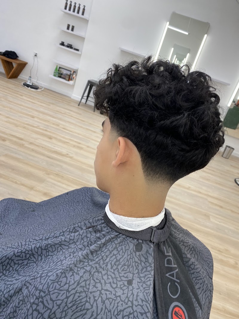 Apex Barbershop - Daly City photo 3