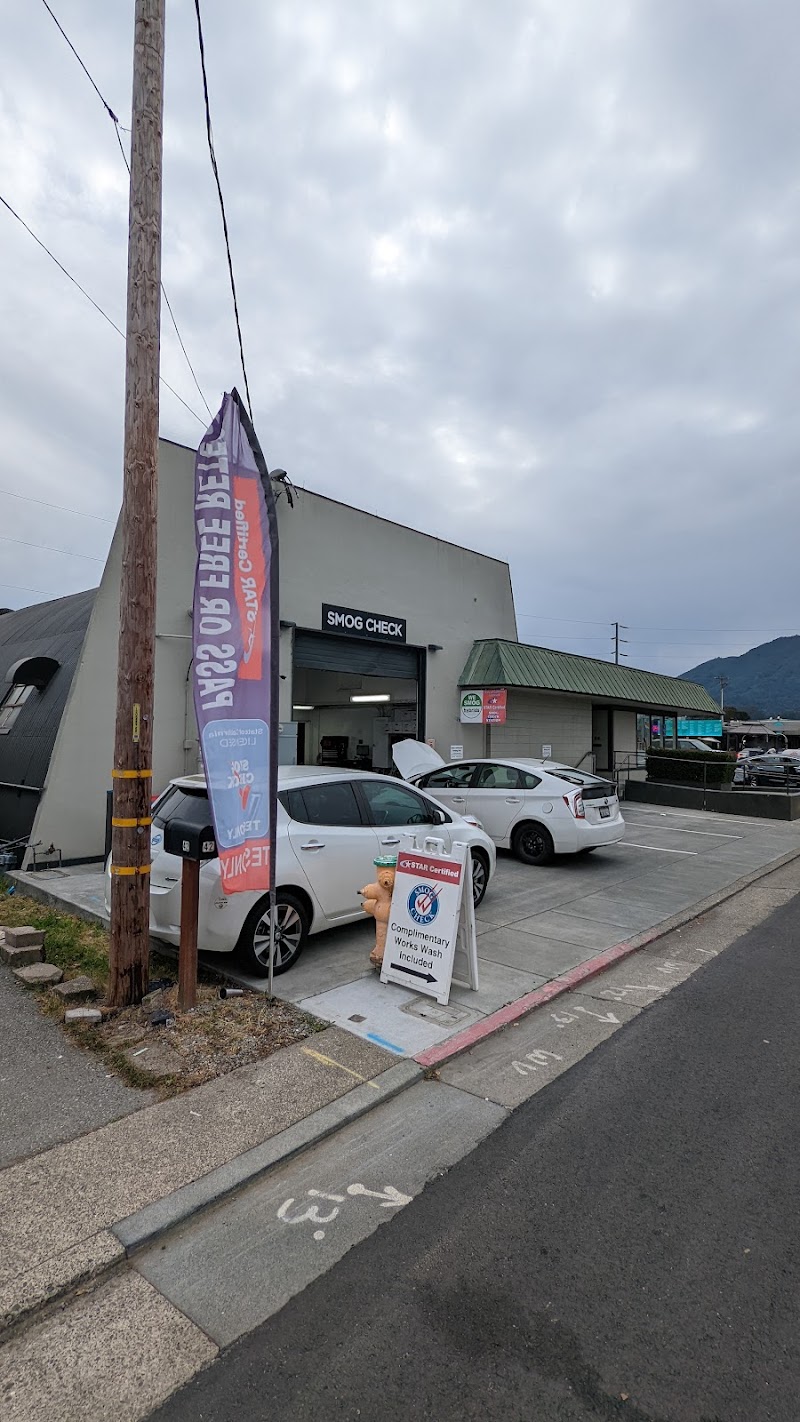 Photo of Lucky Dr Smog Shop