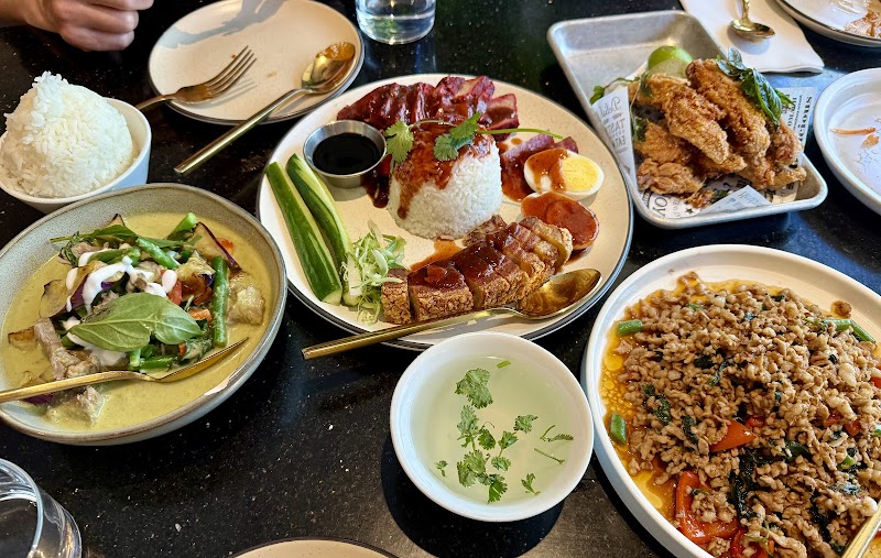 Kapow Thai Eatery photo 3
