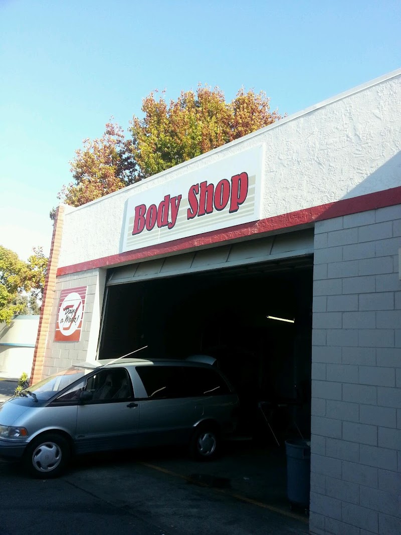 El Cerrito Tires & Auto Body photo 2