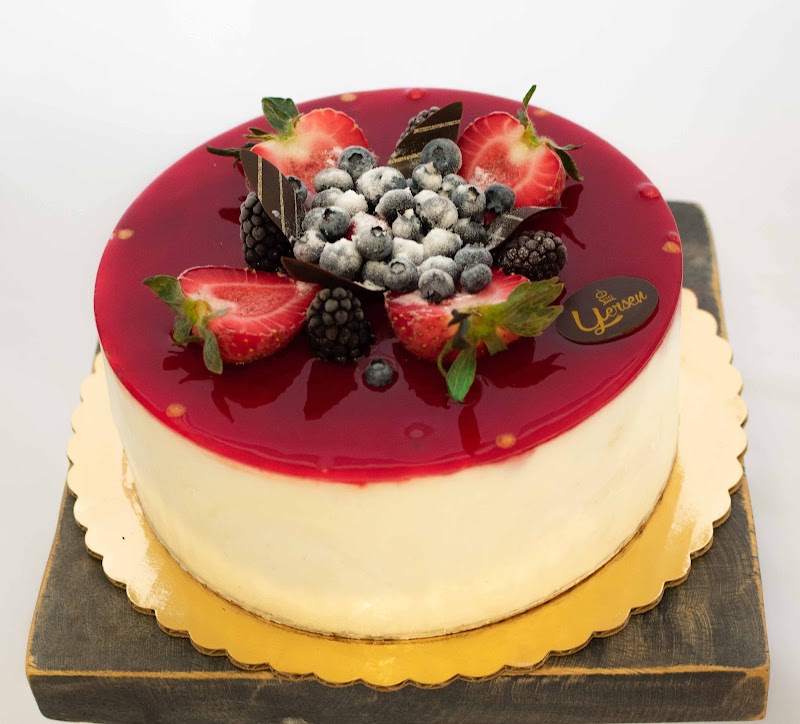 Yersen Gelato Cakes photo 5