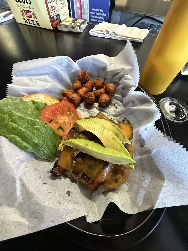 Brewburgers Taphouse photo 5