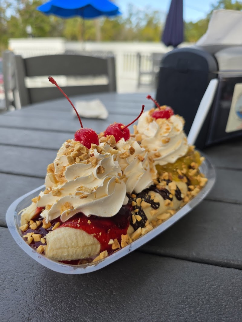 Guyer's Ice Cream & Doughnuts photo 4