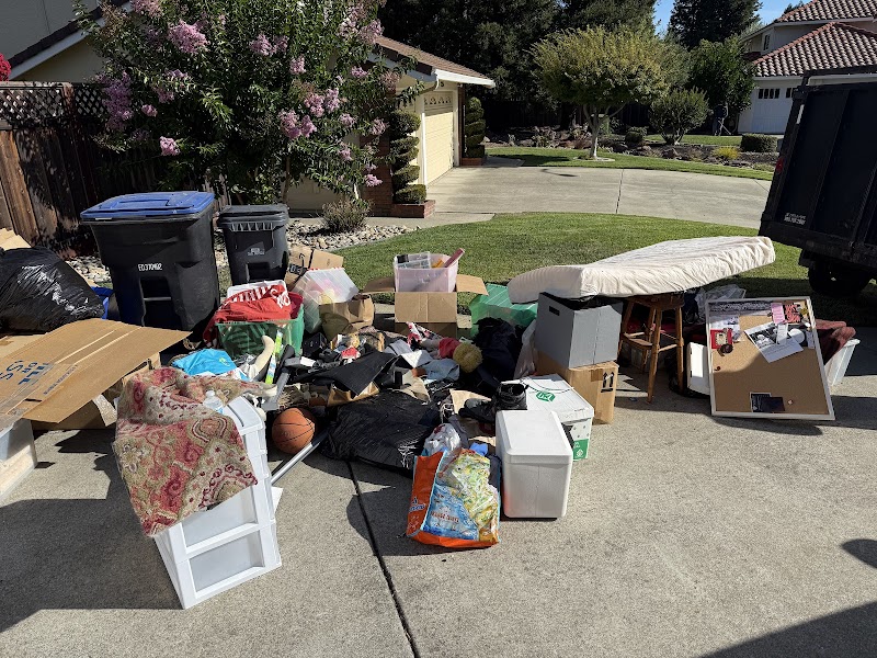 Pro Hauling & Junk Concord photo 5