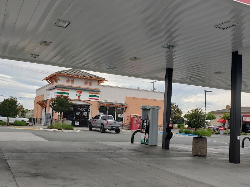 Photo of 7-Eleven