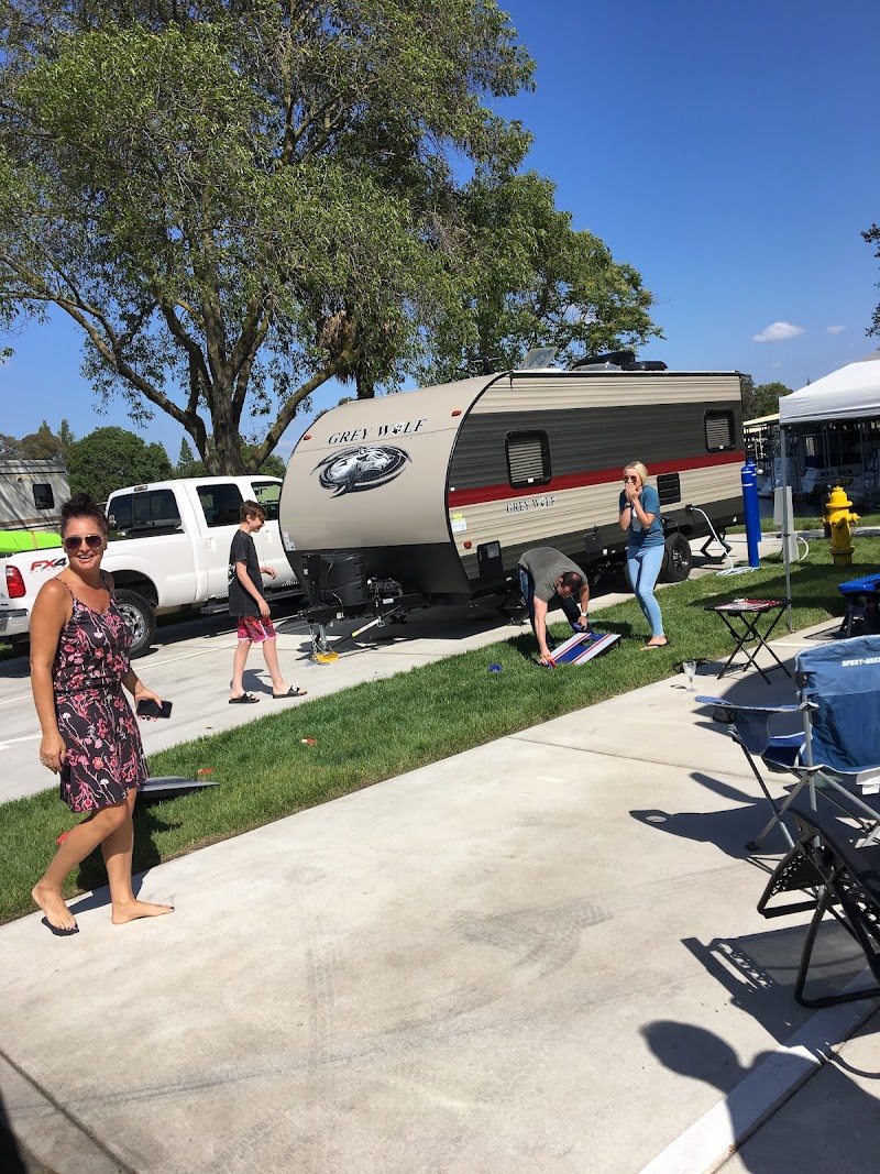 Riverside RV Park photo 3