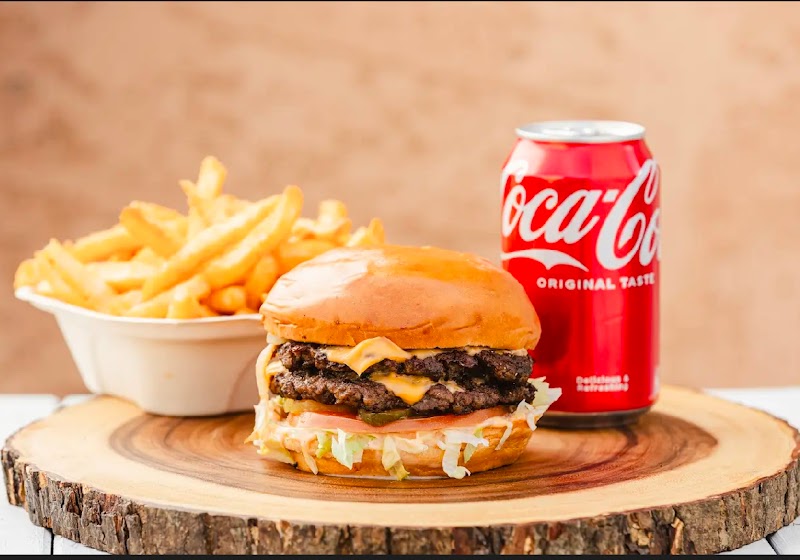 Wow Burgers and Grill photo 2