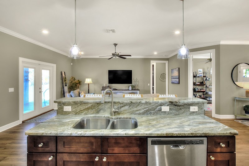 PWH Realty photo 3