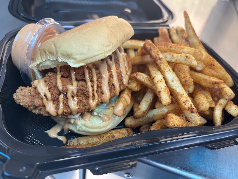 Sunset Hot Chicken photo 3
