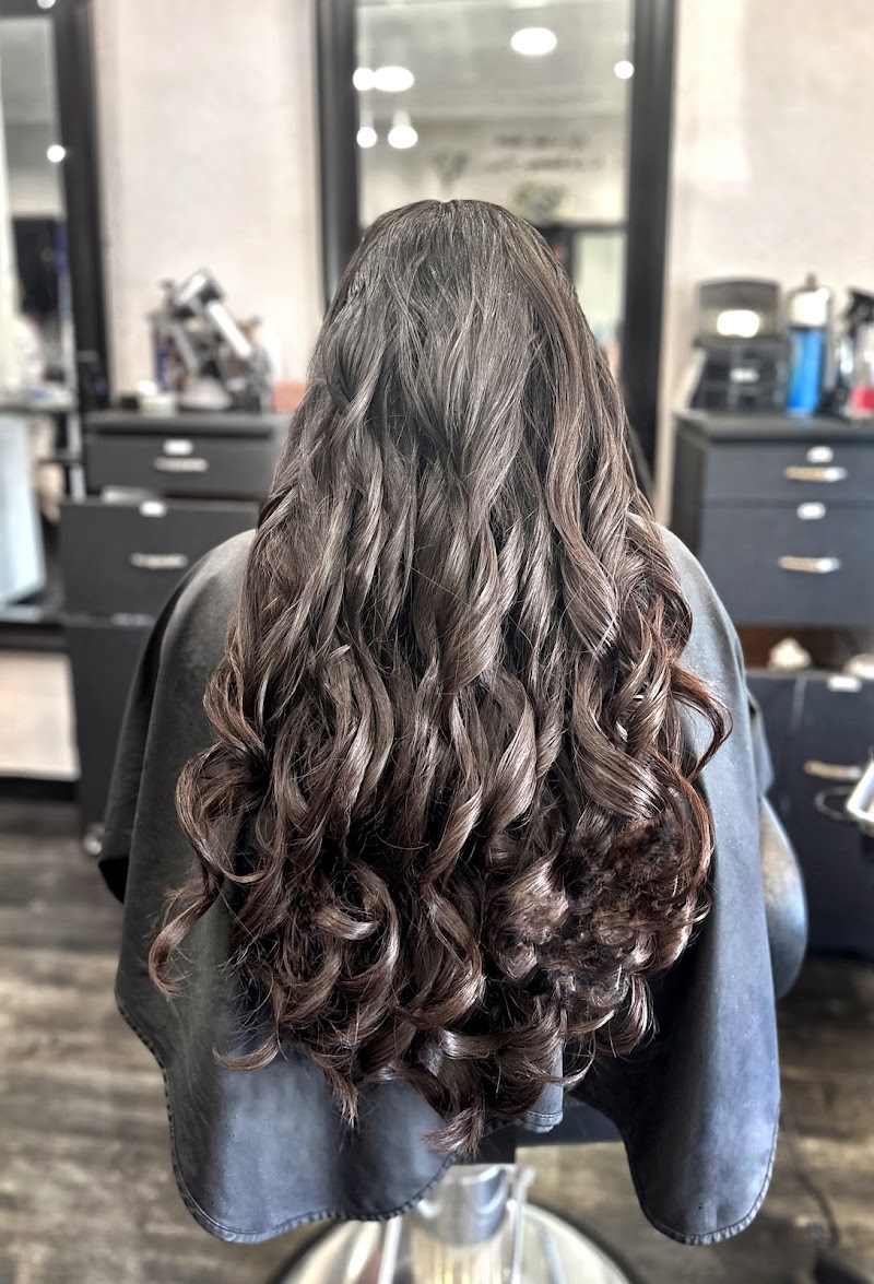 Photo of MC Salon