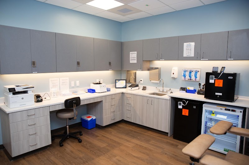 One Medical Primary Care Clinic - Pusch View photo 3