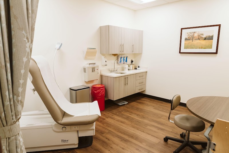 One Medical Primary Care Clinic - Pusch View photo 4