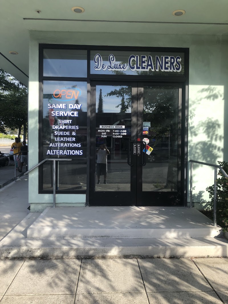 Photo of Deluxe Cleaners