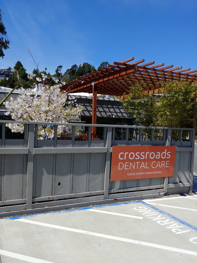 Crossroads Dental Care Mill Valley - Frederick Tan, DDS photo 3