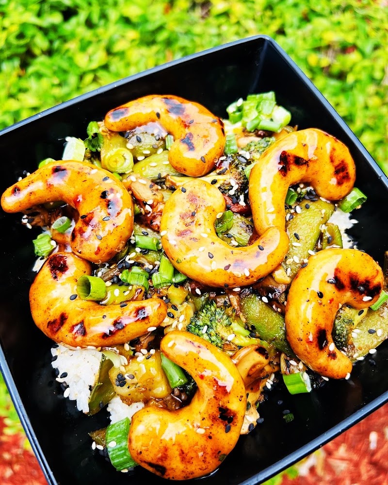 The Rabbit Hole - Elevated Vegan Comfort Cuisine photo 2