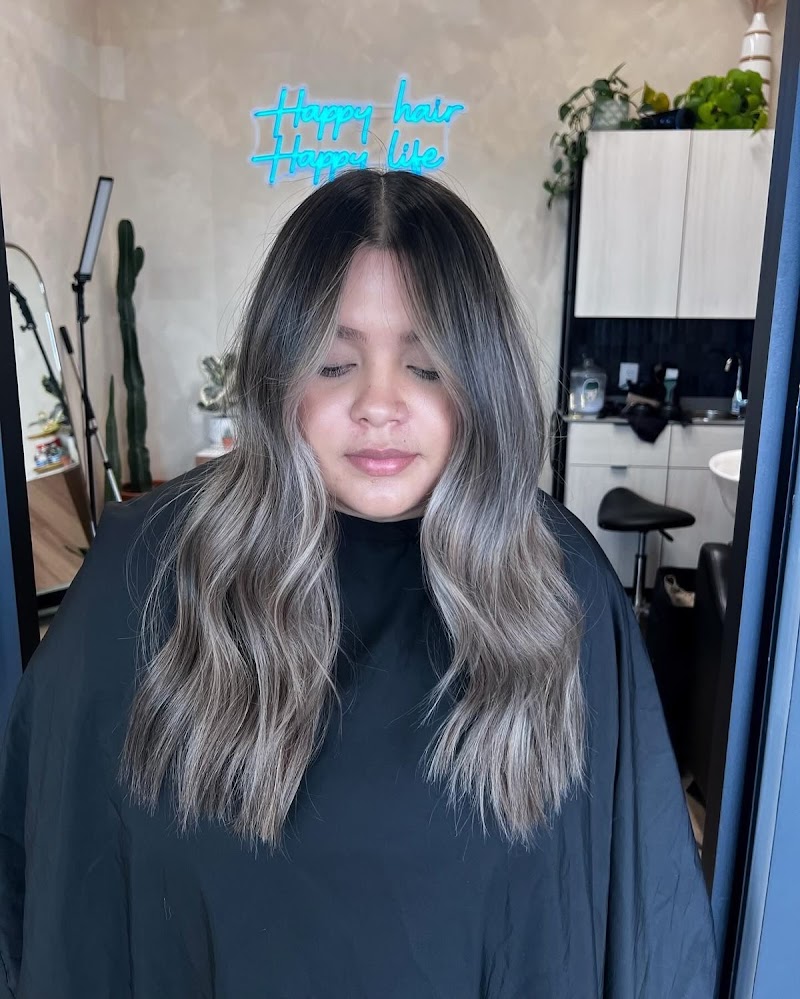 Lush Salon photo 4