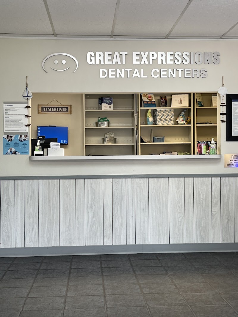 Great Expressions Dental Centers - Valrico photo 2