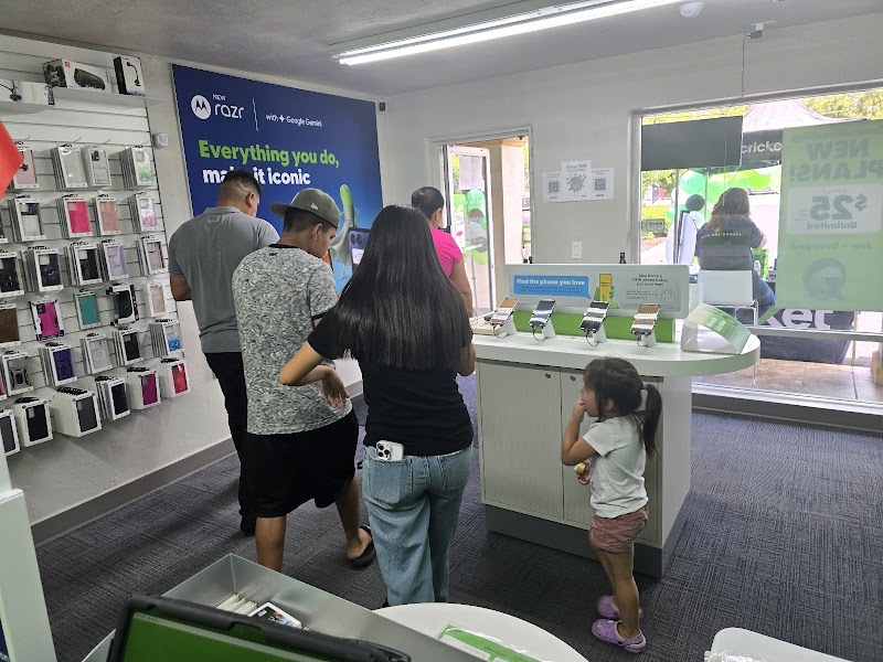Cricket Wireless Authorized Retailer photo 2