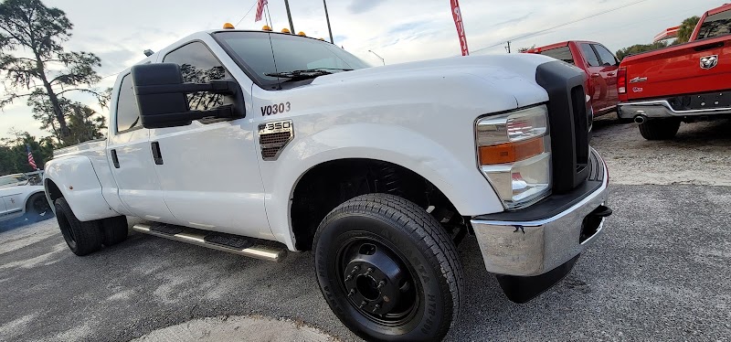 Wholesale car and truck sales photo 4