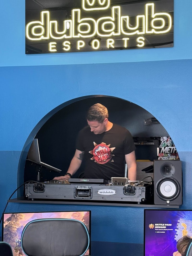 DubDub AI Arcade photo 4