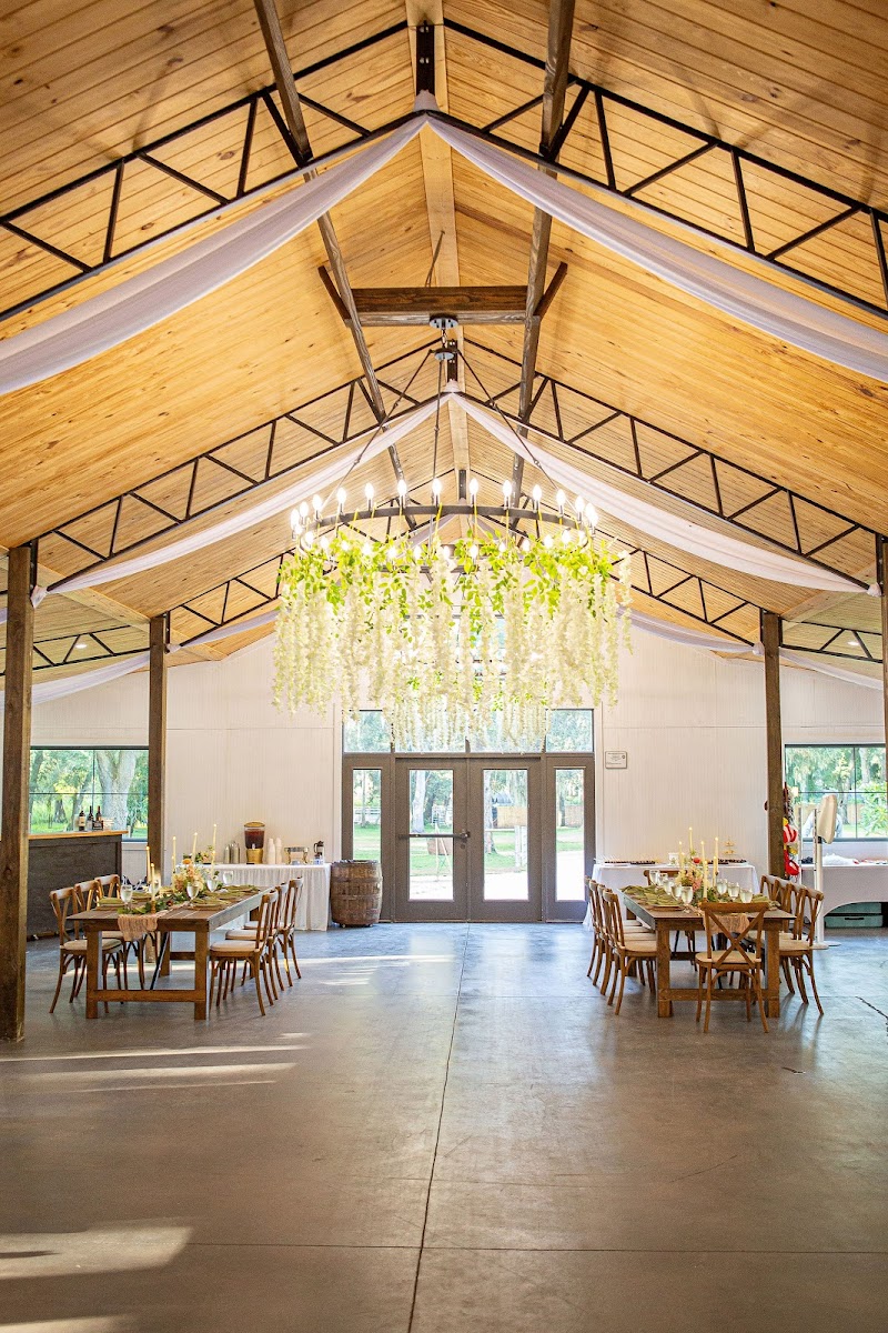 Photo of Lithia Acres Barn