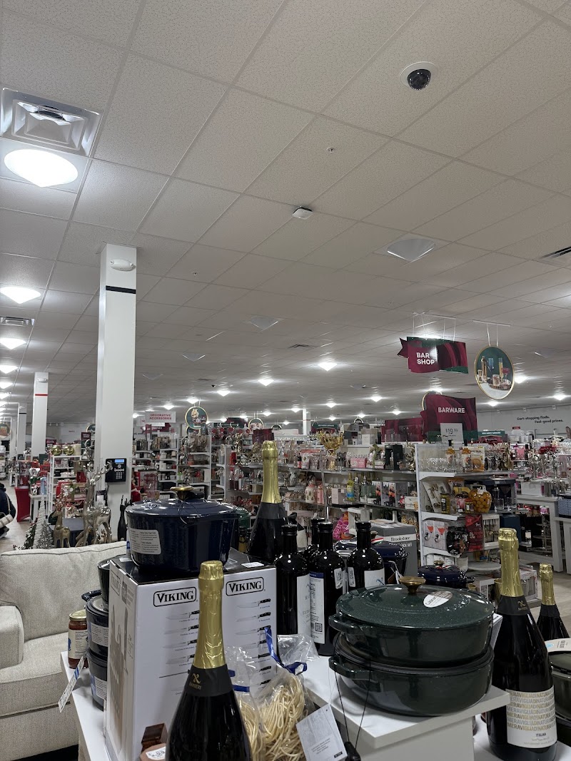 HomeGoods photo 5
