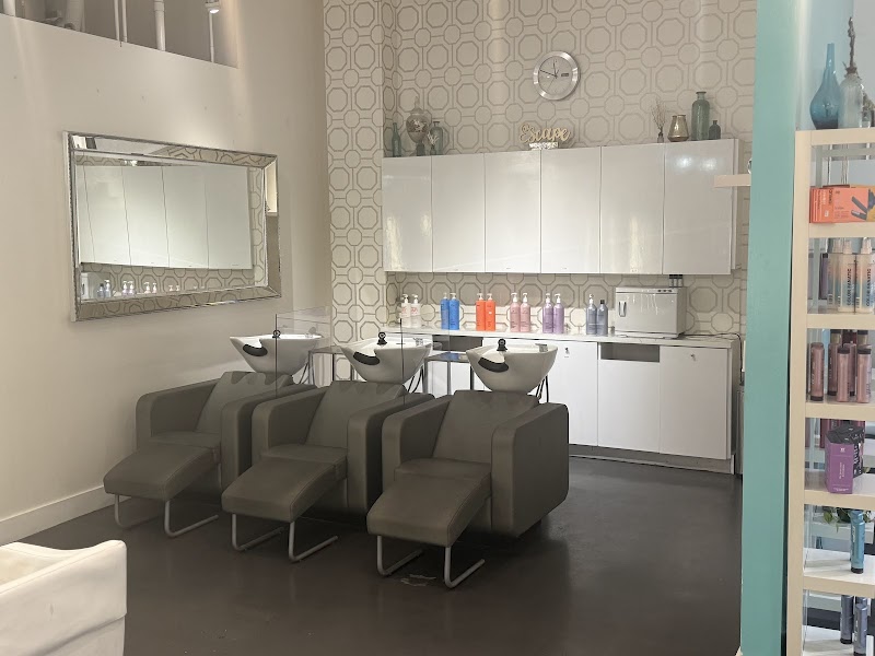 Aqua Beauty Lounge photo 4