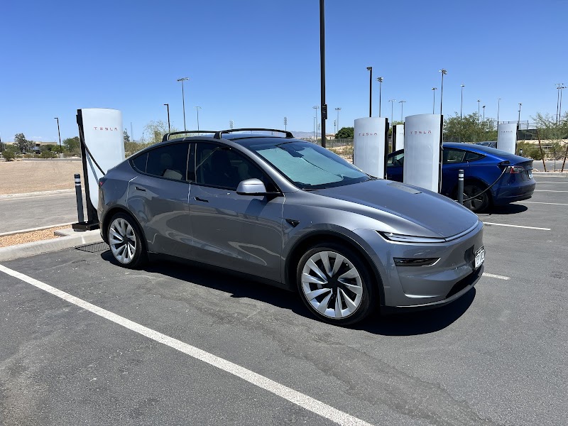 Tesla Supercharger photo 2