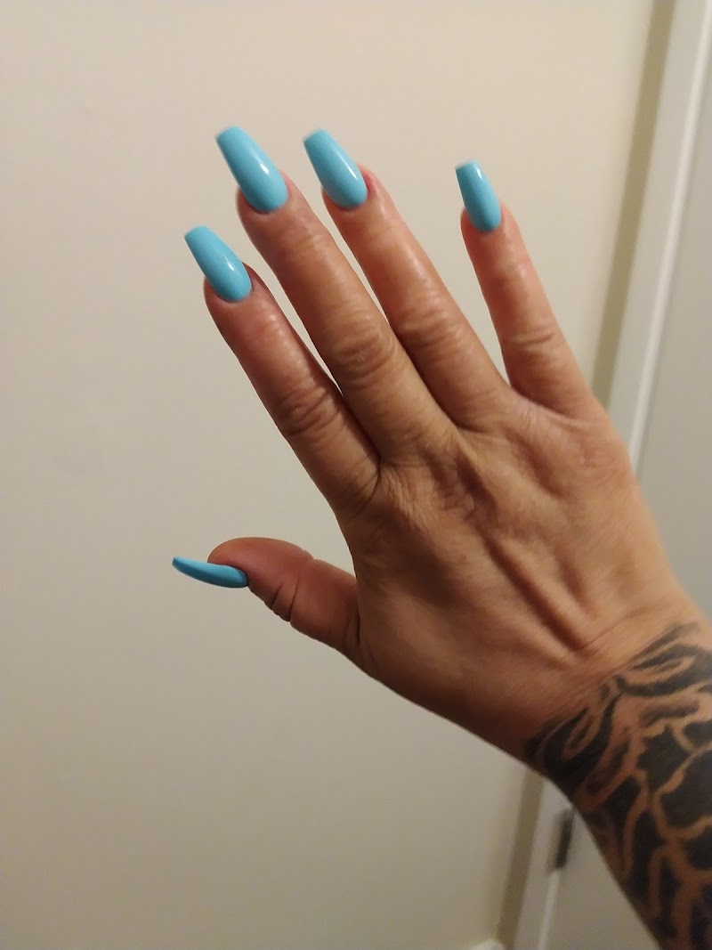 Queen's Nails & Spa photo 4