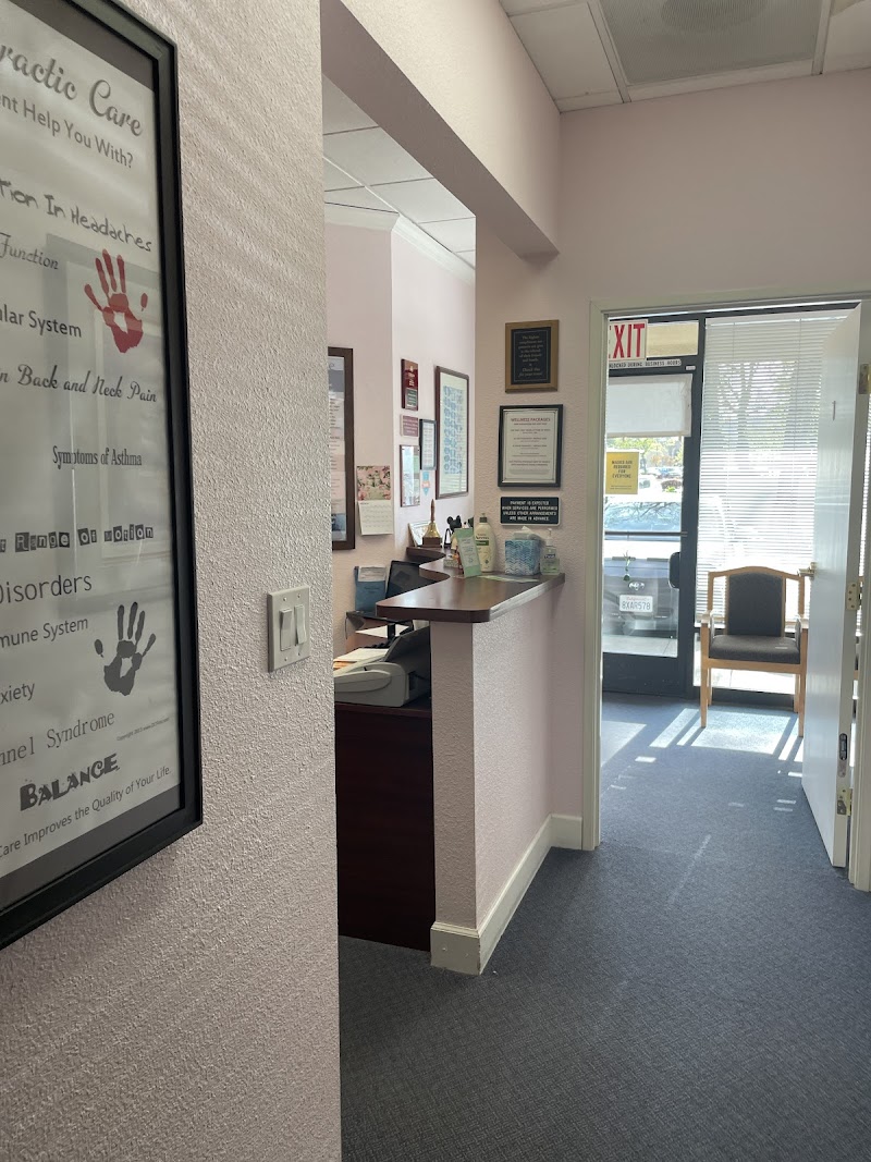 Palomares Chiropractic photo 4