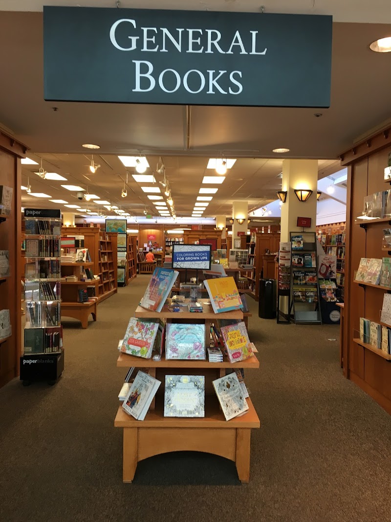 Photo of Stanford University Bookstore